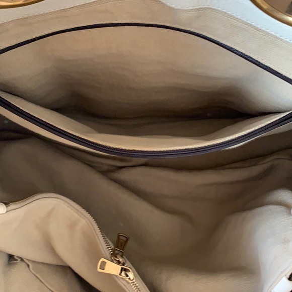 YSL Tote Bag - Picture 4 of 15